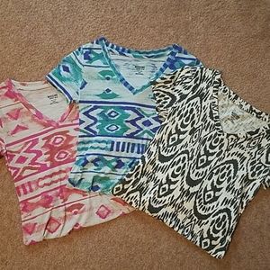 Mossimo V-neck Casual T-shirts
